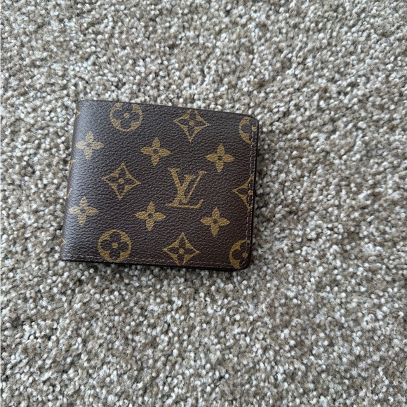 Louis Vuitton Brown Monogram Wallet Pre-Owned - Picture 1 of 5